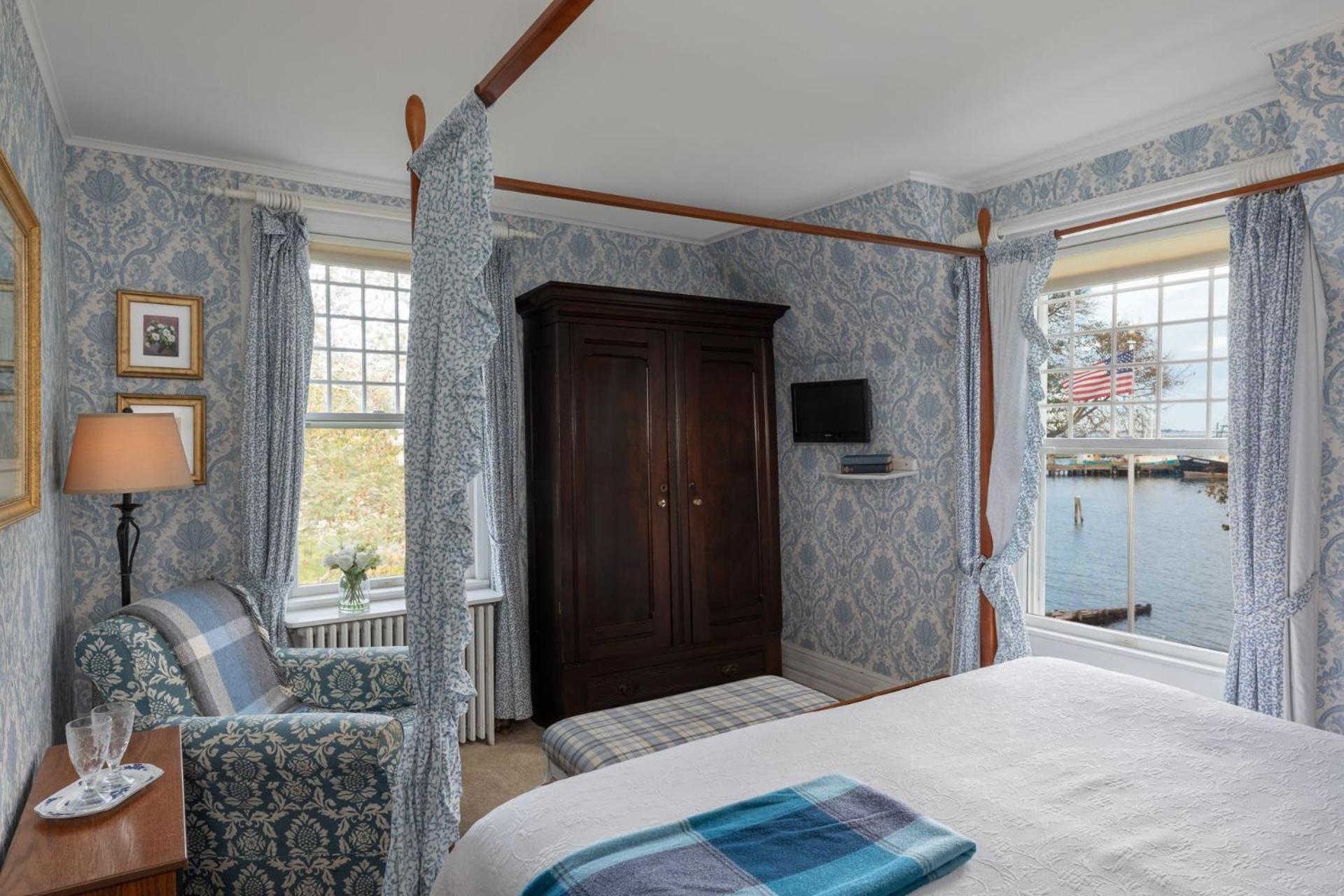 Harbor Knoll Bed And Breakfast Greenport Bagian luar foto