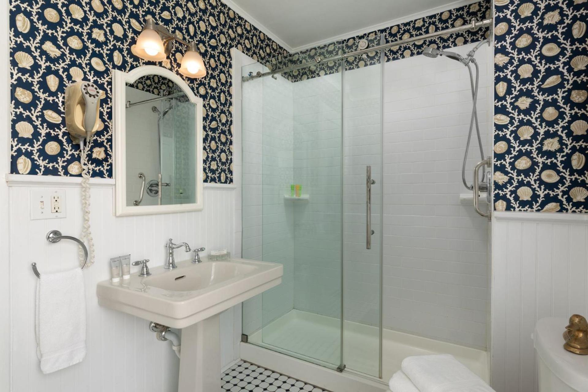 Harbor Knoll Bed And Breakfast Greenport Bagian luar foto