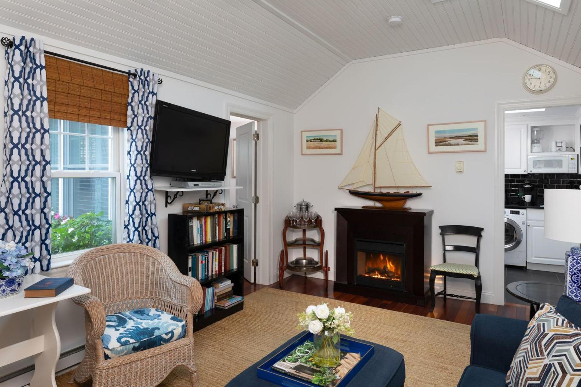 Harbor Knoll Bed And Breakfast Greenport Bagian luar foto